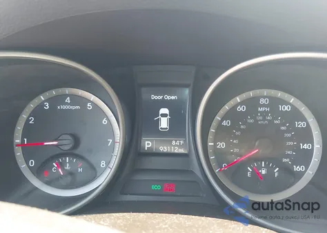 2015 Hyundai Santa Fe Sport 2.4L z USA, uszkodzony, nr VIN 5XYZU3LB5FG294086